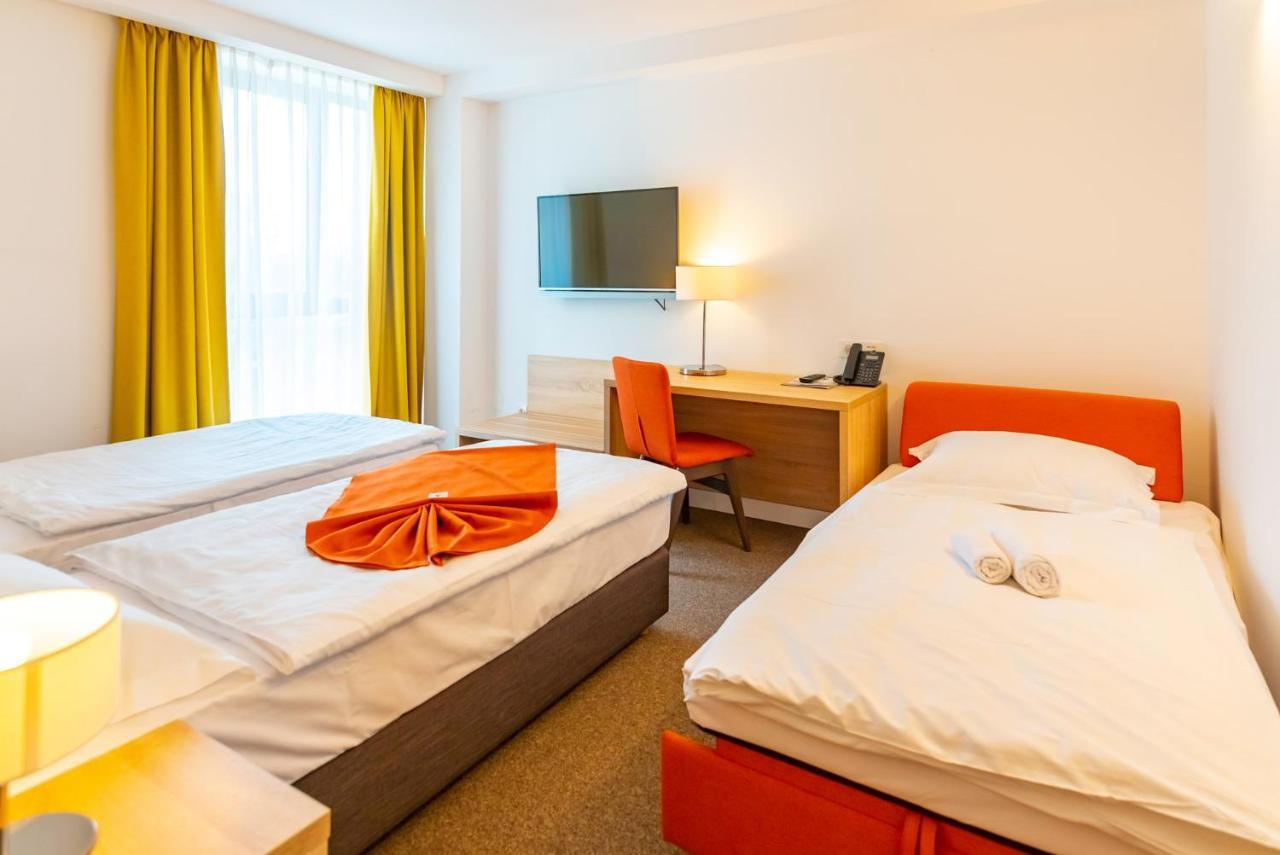 Hotel Park Superior 3* Čakovec Zewnętrze zdjęcie