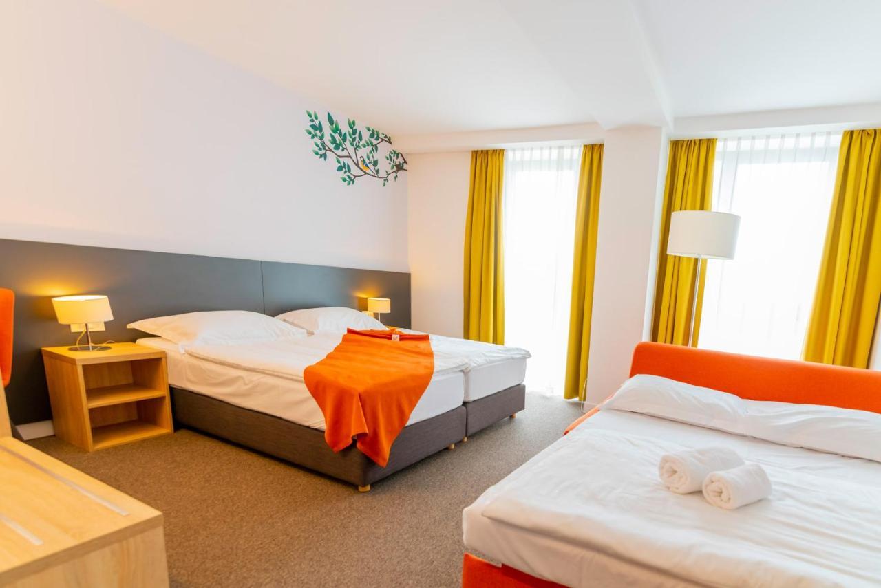 Hotel Park Superior 3* Čakovec Zewnętrze zdjęcie